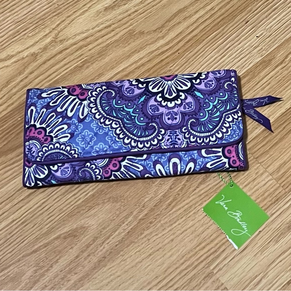 Vera Bradley Trifold Wallet - Lilac Tapestry